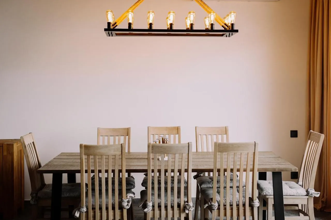 Lisi Veranda Villa Тбилиси